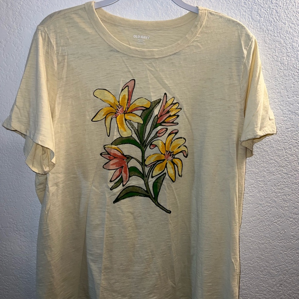 Old Navy Beige Crewneck Tee